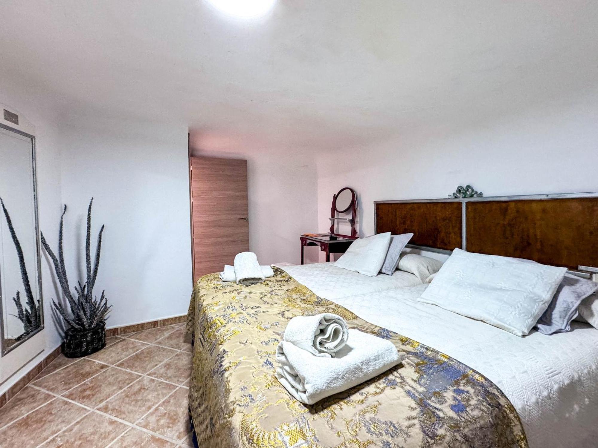Casa Cueva Rural Vico Ideal Grandes Grupos Freila Extérieur photo